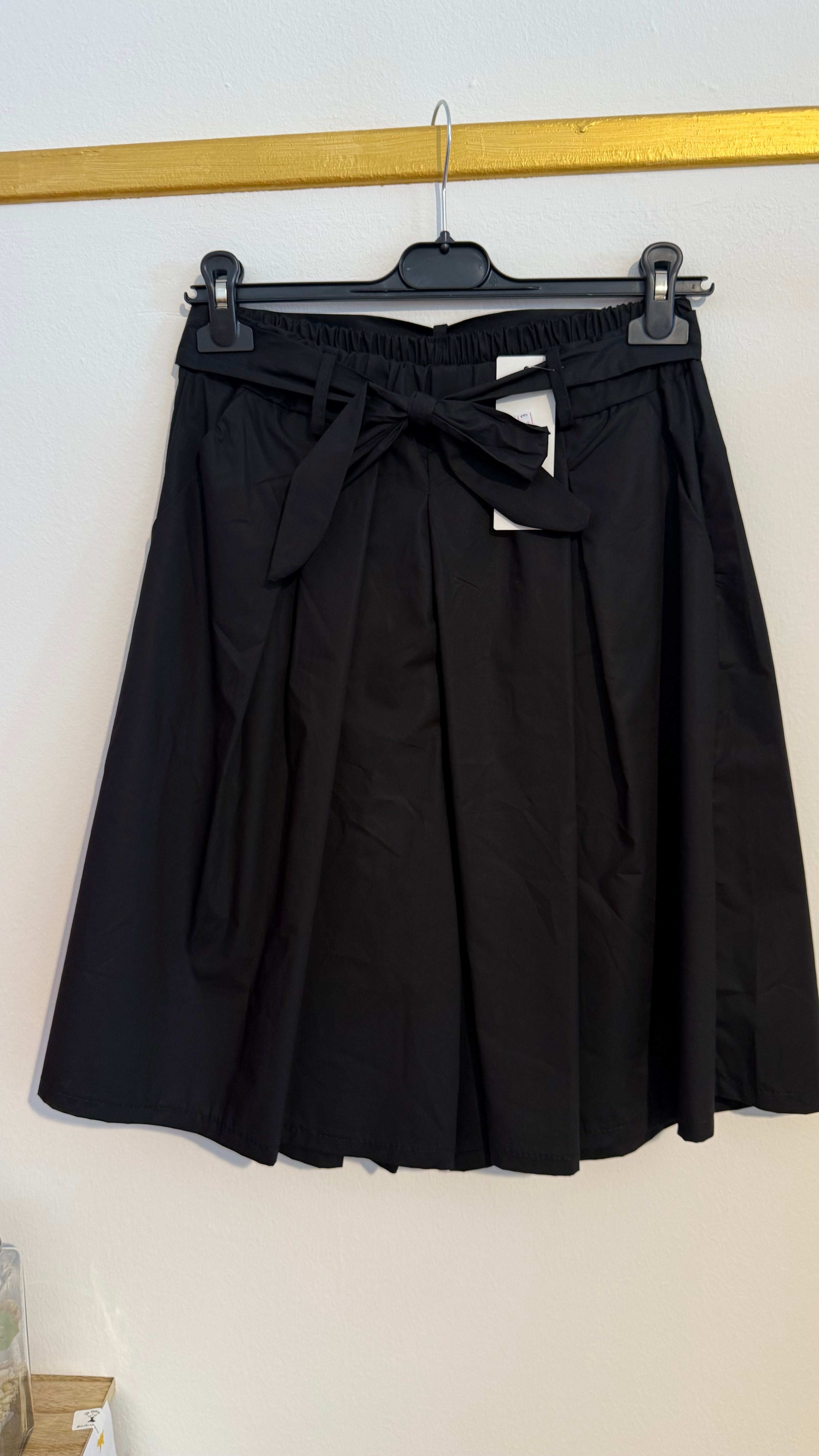 Gonna pantalone Chic