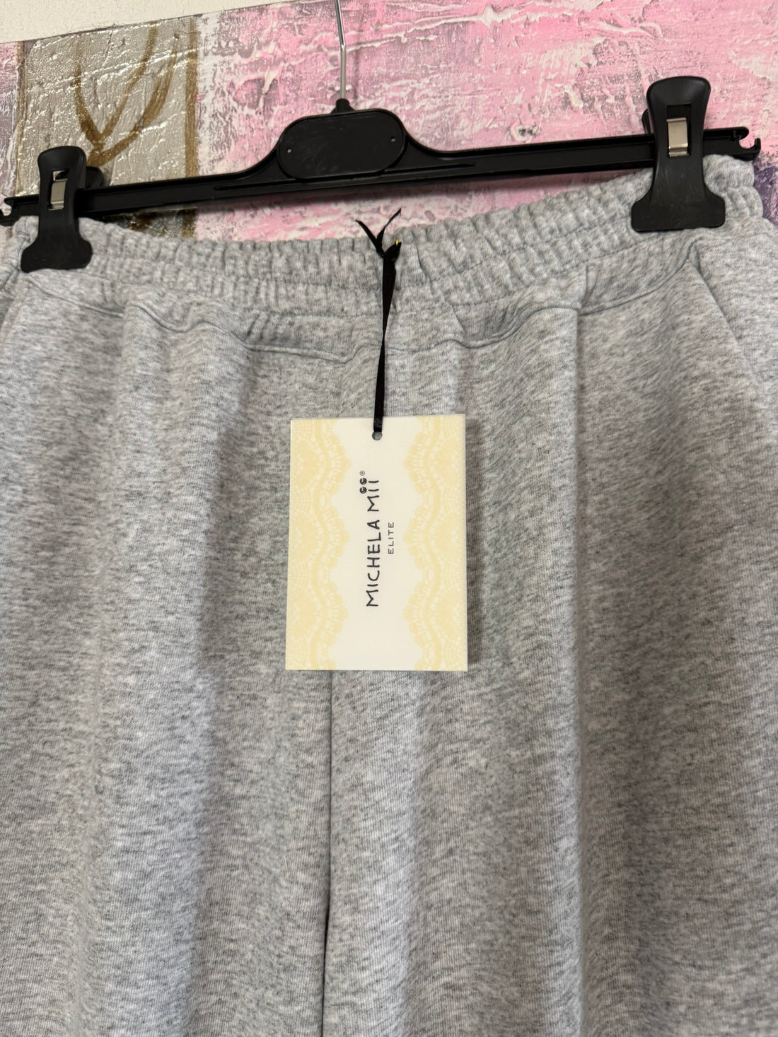 Pantalone Street